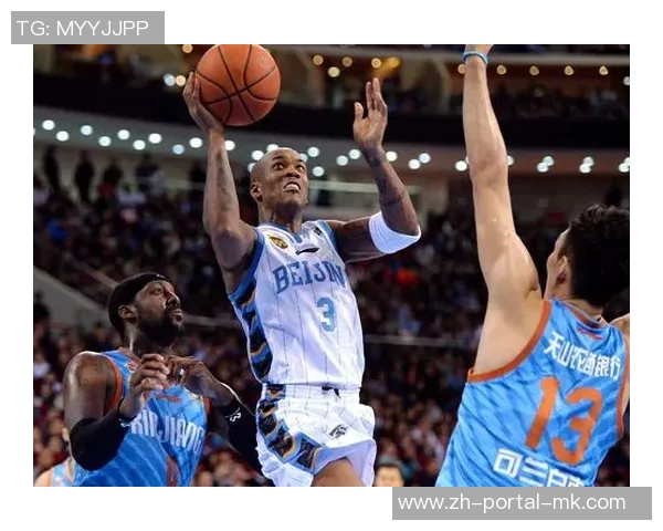 马布里带领球队挑战广东豪门再现经典对决引发球迷热议 马布里带领球队挑战广东豪门再现经典对决引发球迷热议